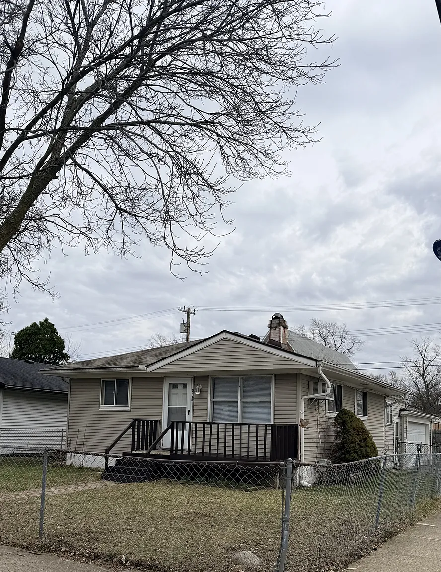 515 Alton Ave photo 1