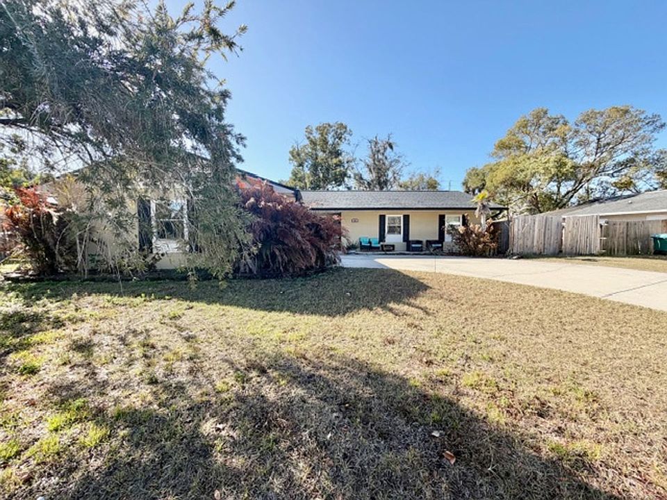 1st image of 105 Margo Ln