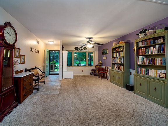 4th image of 1218 Osage St