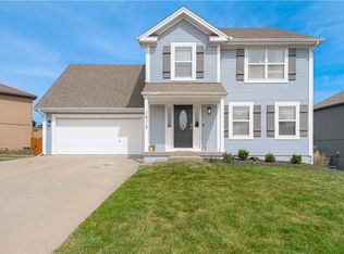 1818 Lauren Ln, Kearney, MO 64060