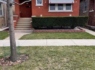 2831 Cuyler Ave, Berwyn, IL 60402