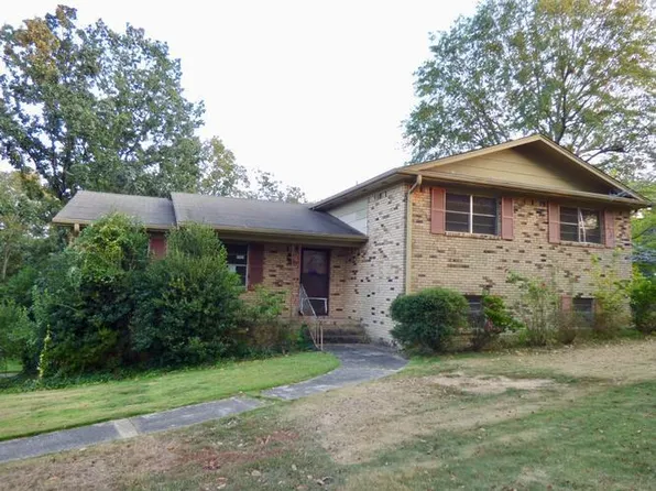 2238 Capri Dr, Birmingham, AL 35226