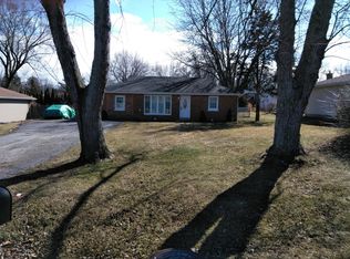 16W341 93rd Pl, Burr Ridge, IL 60527