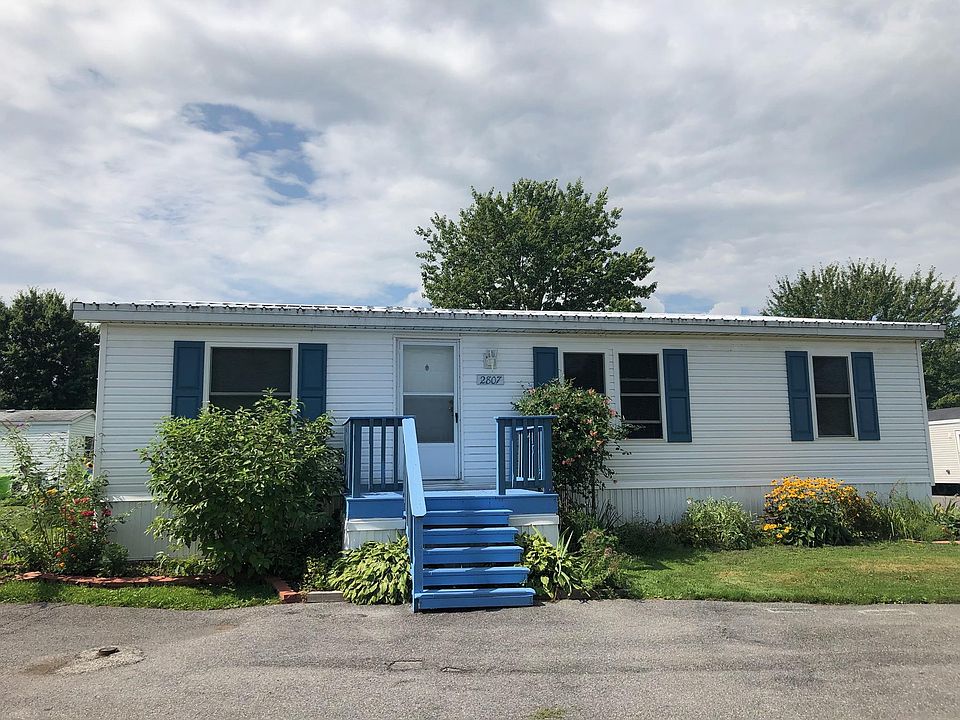 1st image of 2807 Landsend Ln