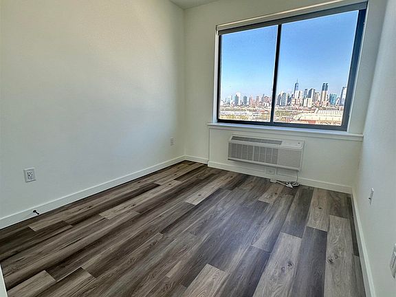 5th image of 55 Jordan Ave APT 210