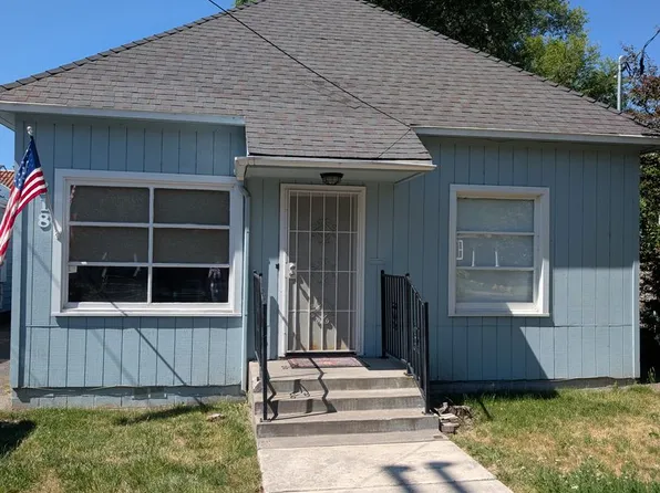 318 N 9th St, Klamath Falls, OR 97601