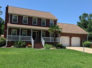 401 Carolanne Point Cir, Virginia Beach, VA 23462