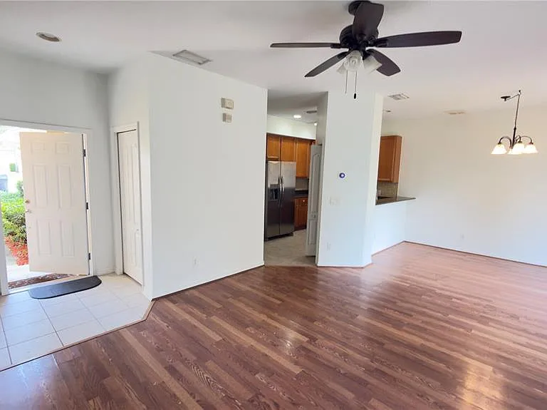 20404 Harvest Oak Ct — Photo 8