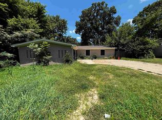 1316 E Raines Rd, Memphis, TN 38116