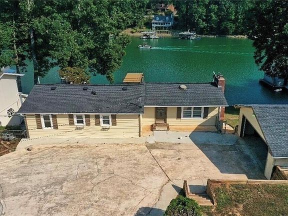 2nd image of 6163 Lake Lanier Heights Rd