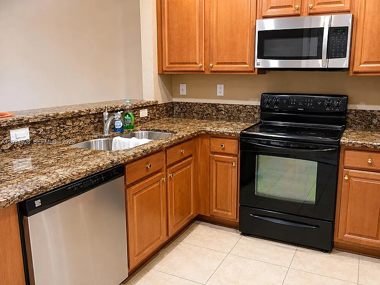 21207 NW 14th Pl #628 — Photo 3