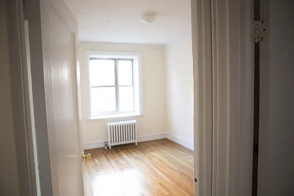 Rented by Chris Stewart, LREB | media 19
