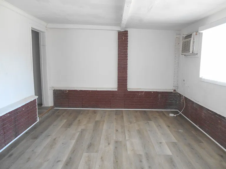 1520 Stewart Ave — Photo 11