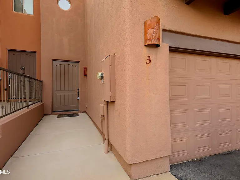 3385 Calle Del Sol #3 — Photo 14