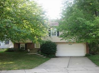 2647 Brookline Pl, Decatur, IL 62521