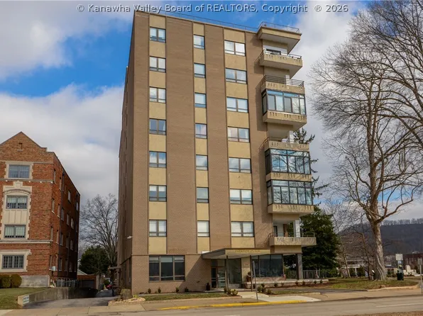 1578 Kanawha Blvd E APT 8B, Charleston, WV 25311