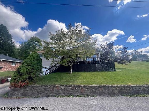 2nd image of 599 Martha Ave