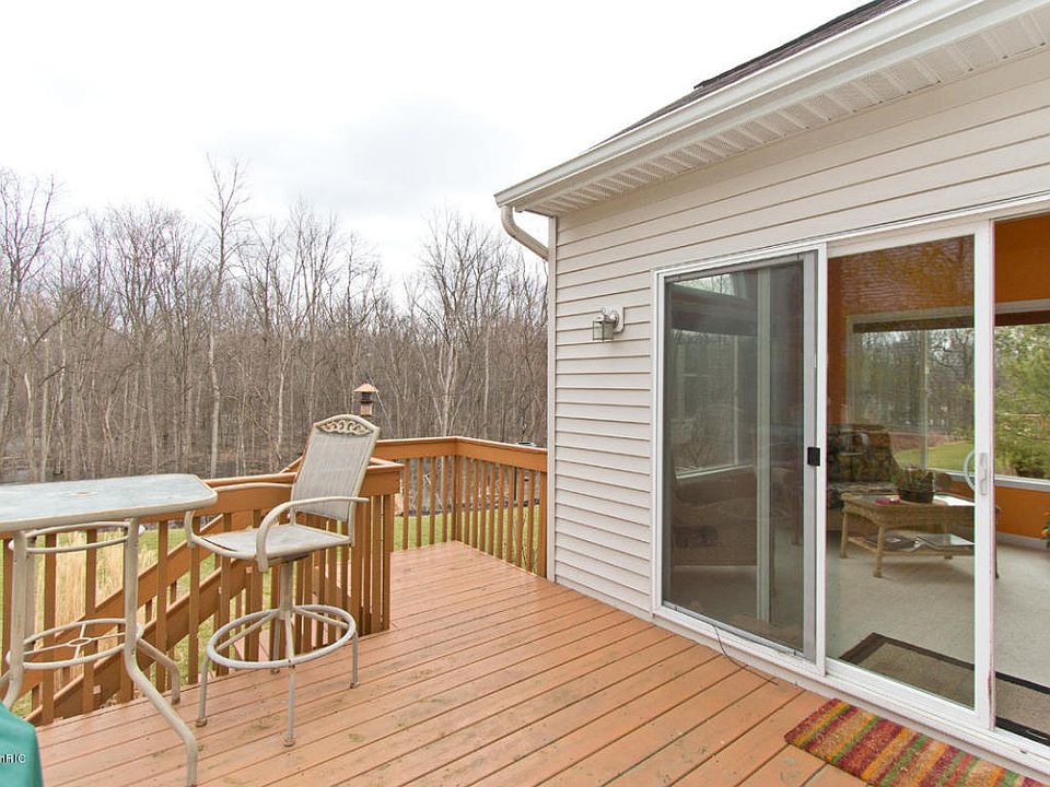 1st image of 778 Moorings Dr SE