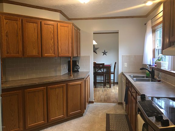 2nd image of 8054 S Beech Ave
