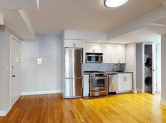 1st image of 310 E 52nd St #2C