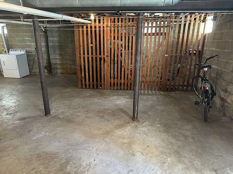1415 Broadview Ave #C — Photo 8