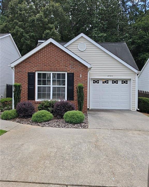 1st image of 2736 Highland Rdg NW