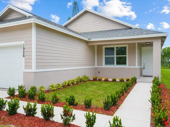 1926 SW Dreyfuss Boulevard, Port St Lucie, FL 34953