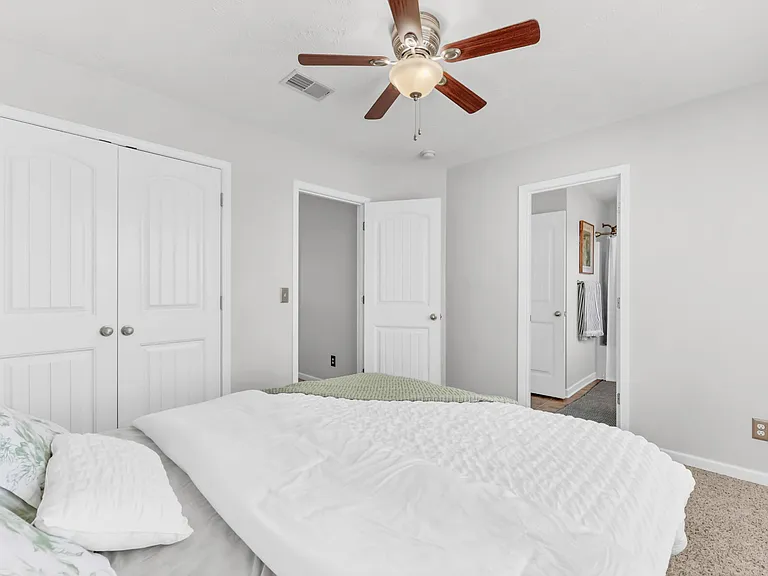 3460 Oak Creek Dr — Photo 39