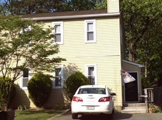 9 Cottage Gate Rd, Sicklerville, NJ 08081