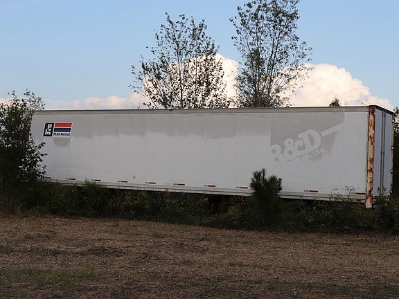 5th image of 218 Bradley Dr