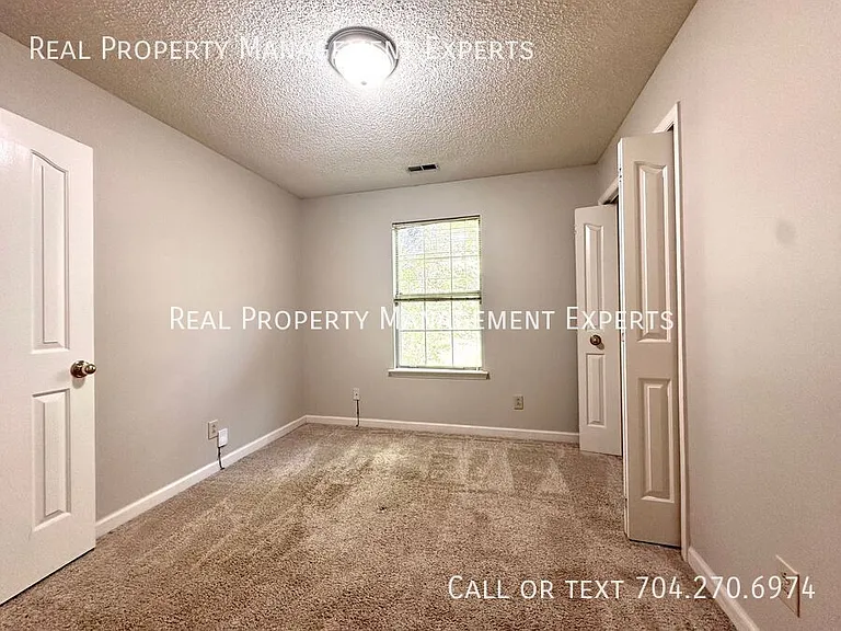 801 Water Wheel Ct — Photo 17