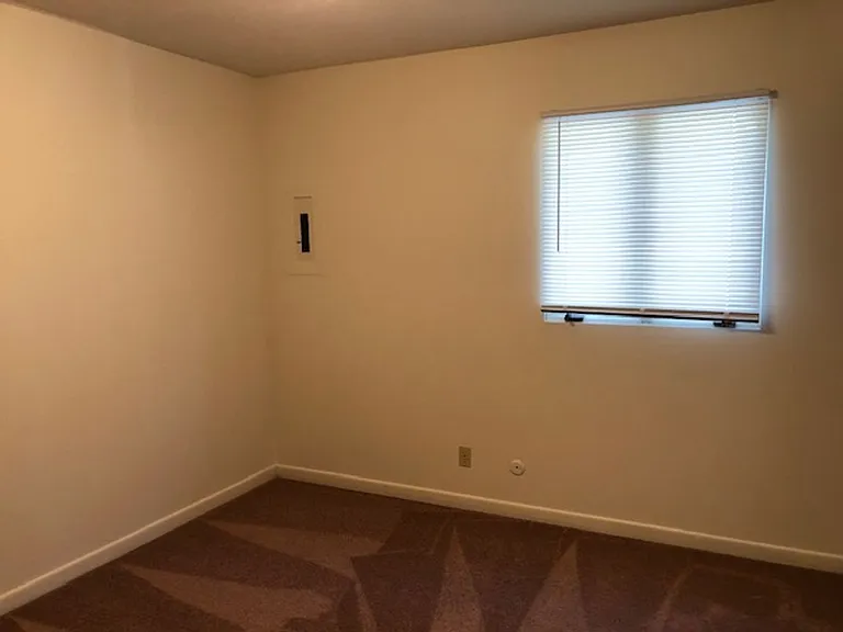 4900 Wilshire Blvd — Photo 6