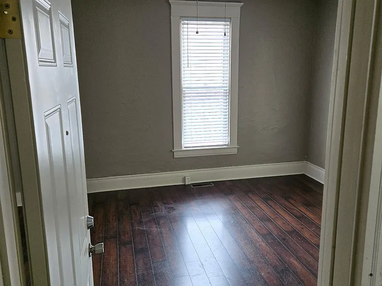 221 W Main St #221 — Photo 1