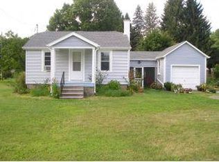 3 State Line Rd, Vestal, NY 13850