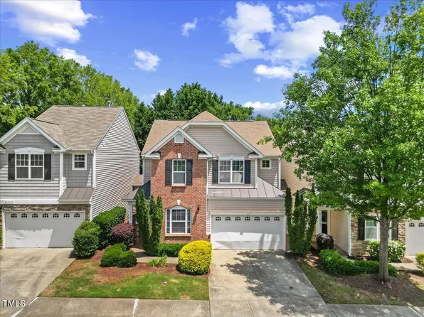 8404 Split Stone Ln, Raleigh, NC 27612