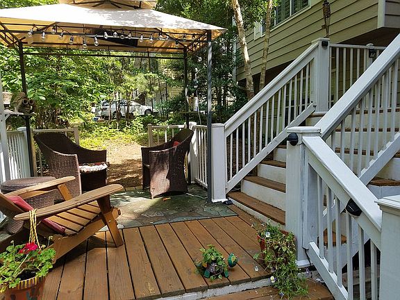 Front Porch - Cocktails?