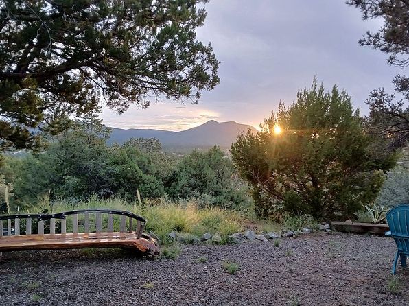 4722 Whispering Hills Rd