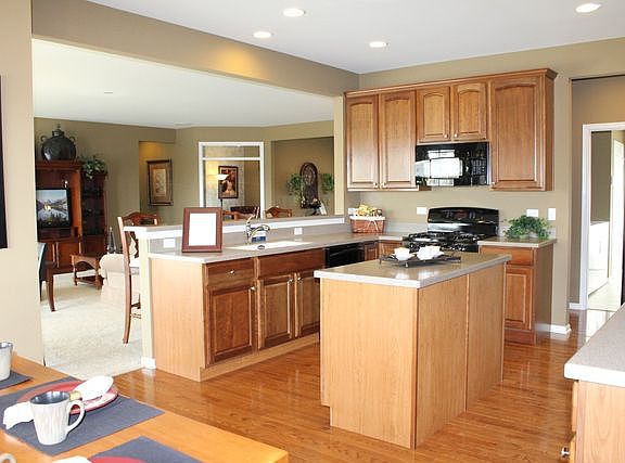 5th image of 1405 Justice Ct