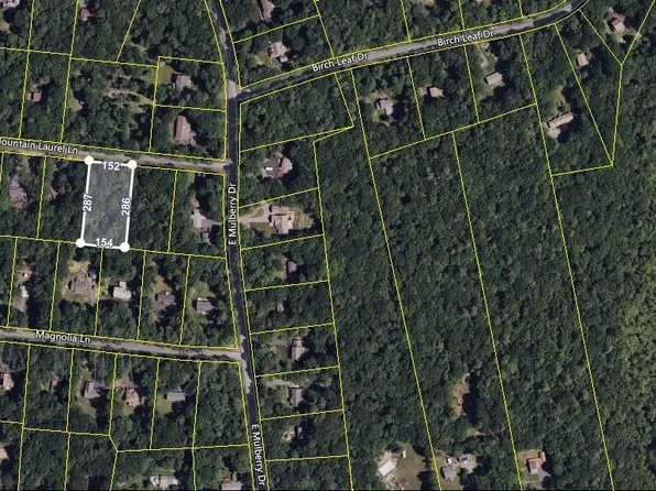 Mountain Laurel Ln, Milford, PA 18337