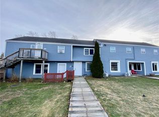 16 Clearview Ave UNIT C, Portsmouth, RI 02871