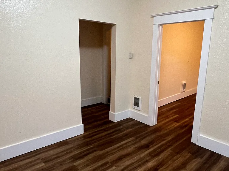 2575 Lee St SE — Photo 10
