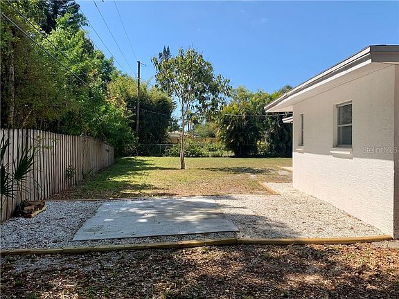 3rd image of 2624 Sunnybrook Dr