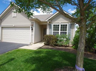 13772 Pineview Dr, Huntley, IL 60142