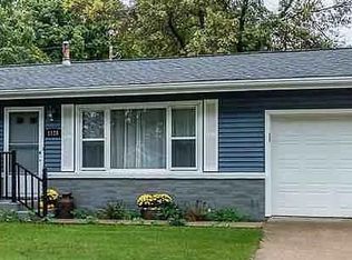 1128 3rd St, Baraboo, WI 53913