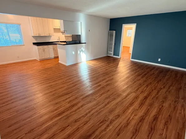 4635 N Bellflower Blvd #1, Long Beach, CA 90808