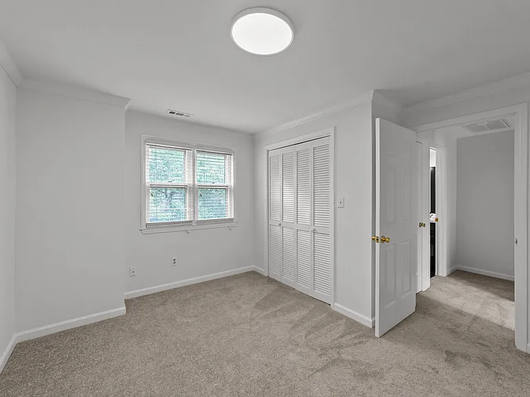 1103 Nichols Dr — Photo 11