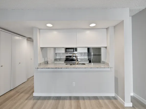 Fairway Greens Apartments