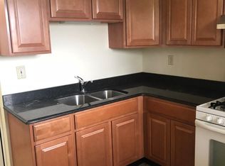 747 Aurora Ave #1, Aurora, IL 60505