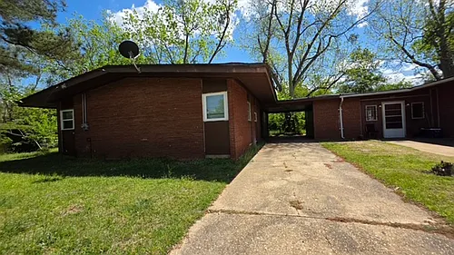 1908 S Skylane Dr Photo 1