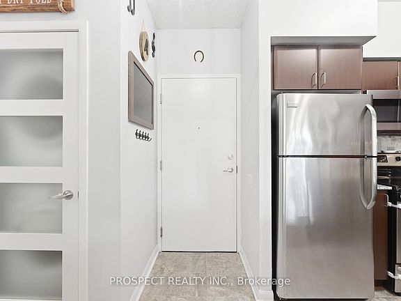 3rd image of 525 Wilson Ave #129